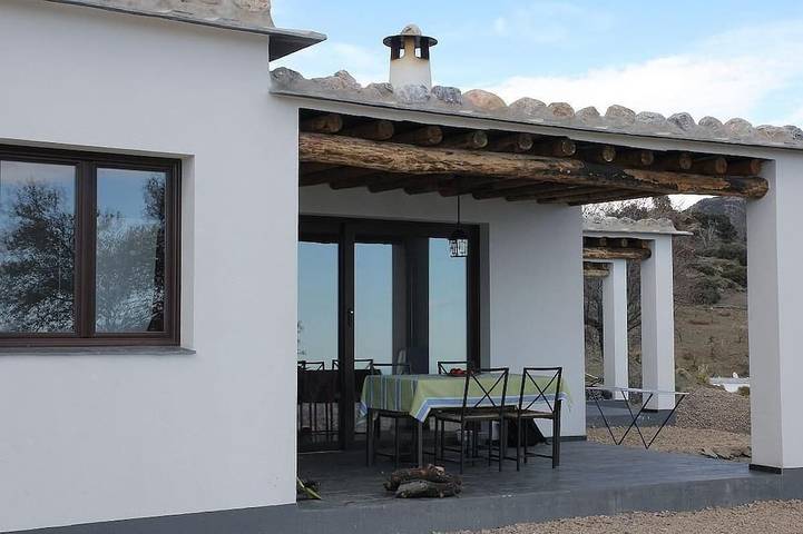 Villa pour 4 personnes, avec jardin et piscine - 1