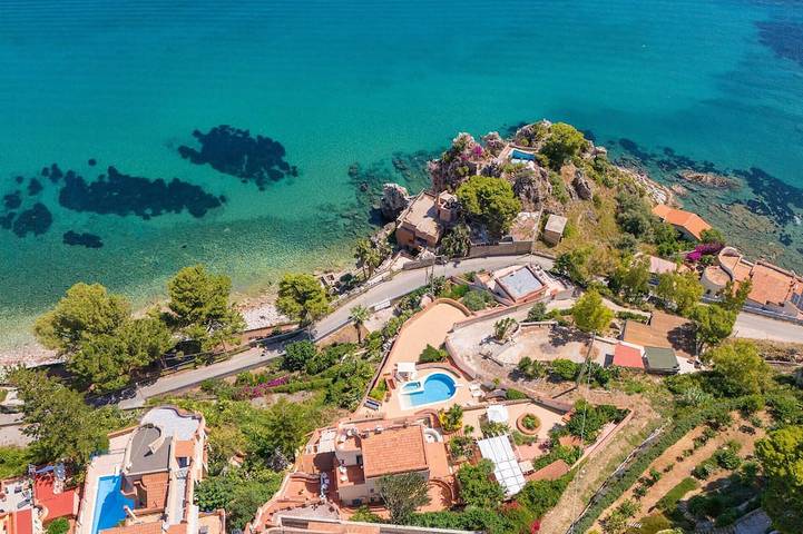 Stunning home in Altavilla Milicia in Torre Colonna-Sperone, Altavilla Milicia