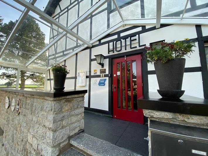 Hotel für 2 Personen, mit Ausblick und Garten sowie Sauna in Hellenthal - 4