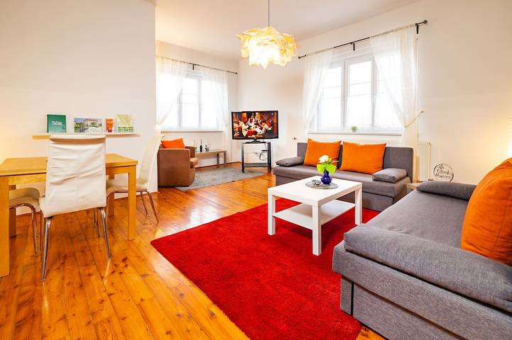Ferienwohnung für 5 Personen, mit Balkon und Garten - 1