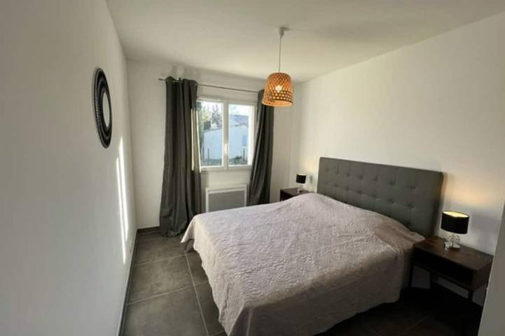 Location de vacances pour 6 personnes, avec terrasse et jardin à Châteauneuf-de-Gadagne - 4