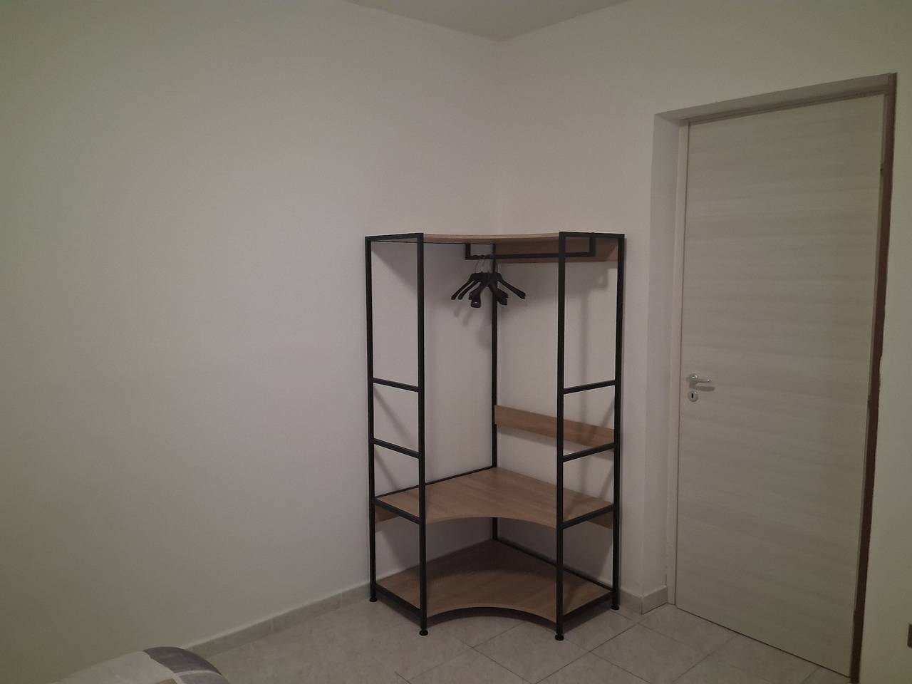 Casa Sole e Mare: Casa de Férias com Vista Montanha, Wi-Fi e Ar Condicionado in Palermo, Palermo (província)