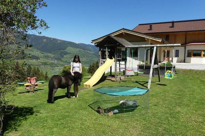 Villa für 24 Personen, mit Garten in Uttendorf
