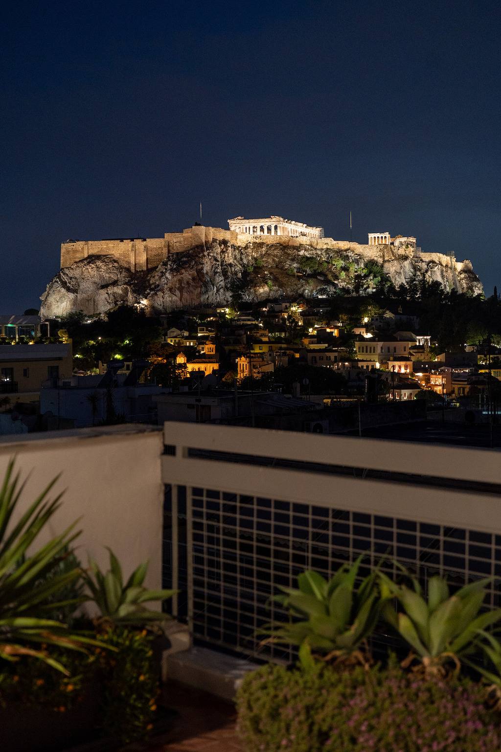 Entire apartment, A - Voulis 35 1b2b - 103 Apt Left in Central Section of Athens, Athens