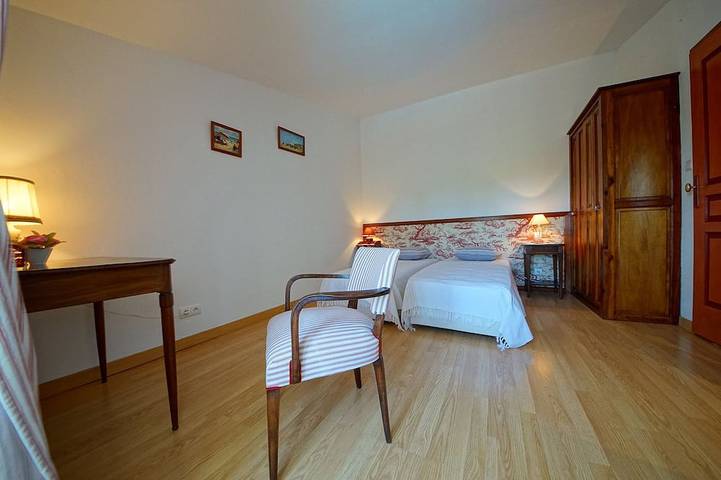 Location de vacances pour 4 personnes, avec terrasse et jardin à Margueron - 2