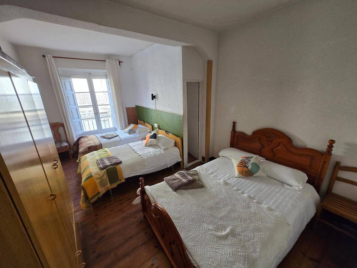 Single Room with Balcony in Haro, Rioja