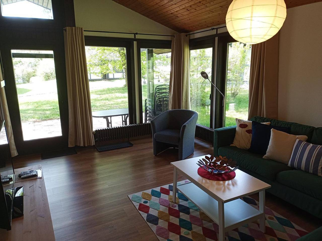 Voll ausgestattetes Ferienhaus "Robinson" Nr.176 mit überdachter Terrasse in Waldbrunn, Neckar-Odenwald-Kreis