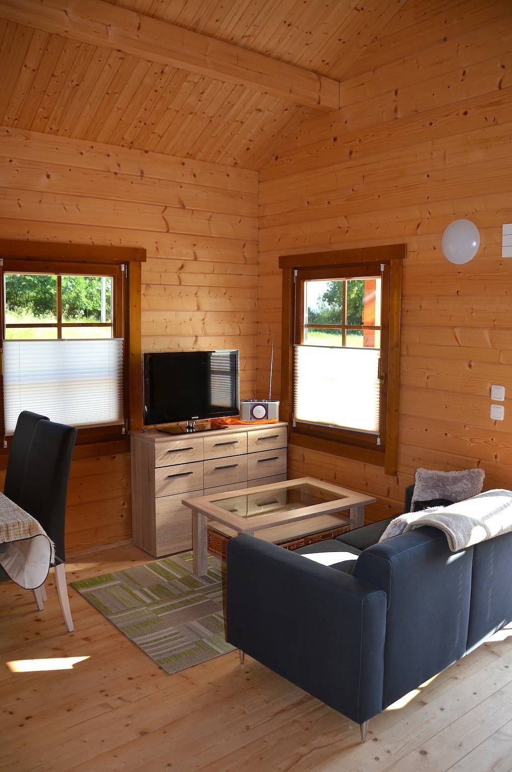 Ferienhaus 'Ferienhaus Gross Nemerow' mit privater Terrasse, Wi-Fi und Klimaanlage in Tollensesee, Groß Nemerow