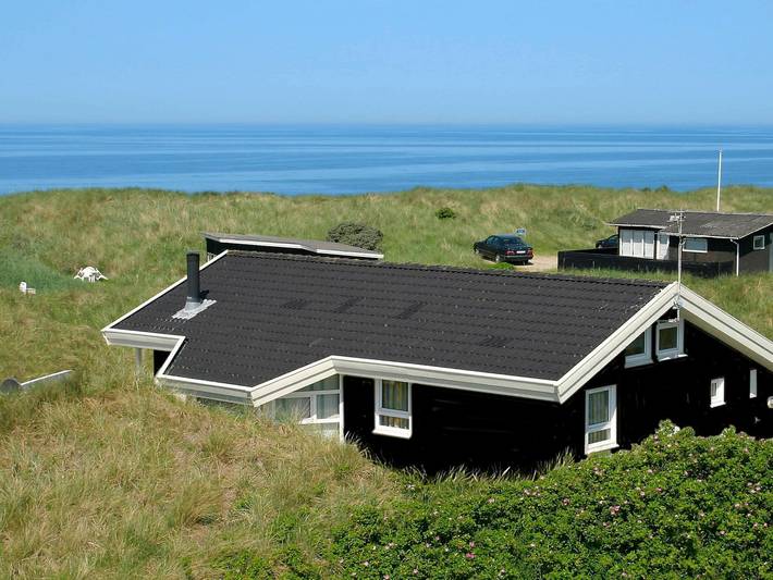 Ferieudlejning for 6 personer, med terrasse, børnevenlig i Løkken