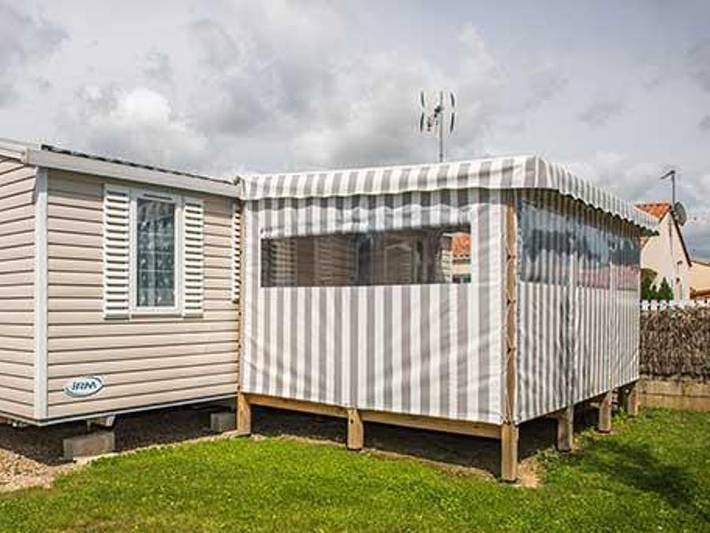 Camping Les Dinosaures - Mobilheim 6 personen - Mh Cosy Baby 3ch 5 pers + 1 Baby (Regenschirmbett) in Talmont-Saint-Hilaire, Vendée