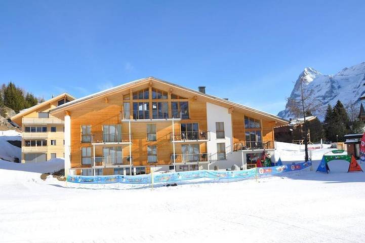 Ferienwohnung für 5 Personen, mit Pool und Balkon in Mürren