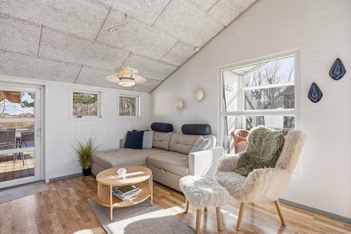 Kinderfreundliches Ferienhaus mit Pool und Whirlpool in Toftum, Wadden Sea National Park