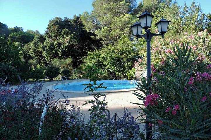Villa pour 9 personnes, avec jardin et terrasse