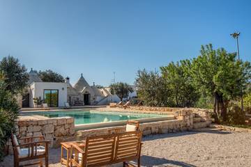Trullo per 8 Persone in San Michele Salentino, Valle D'Itria, Foto 2