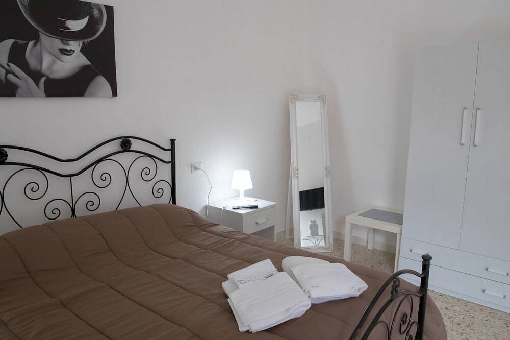 Residence meadow in Casa Santa (Sizilien), Erice