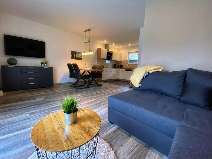 Ferienhaus für 4 Personen, mit Terrasse und Garten in Hasenfeld