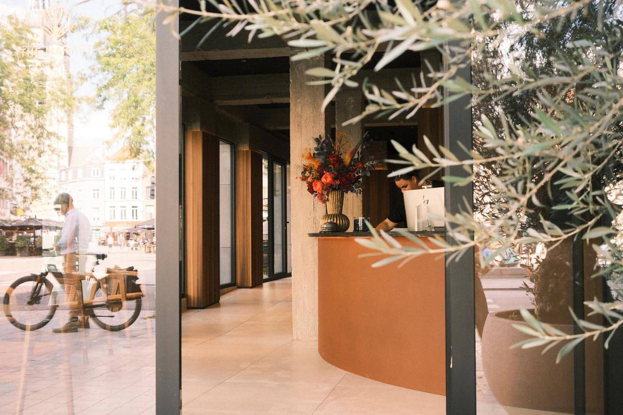 The Market by Parkhotel in Courtrai, Flandre-Occidentale