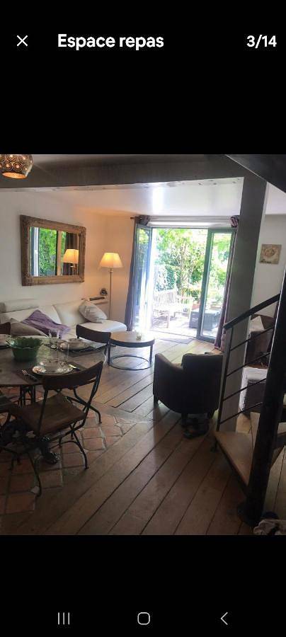 Location de vacances pour 4 personnes, avec vue et jardin à Saint-Cloud - 4