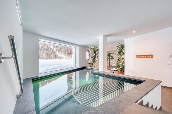 Hotel für 4 Personen, mit Balkon und Terrasse sowie Whirlpool und Garten in Sulden