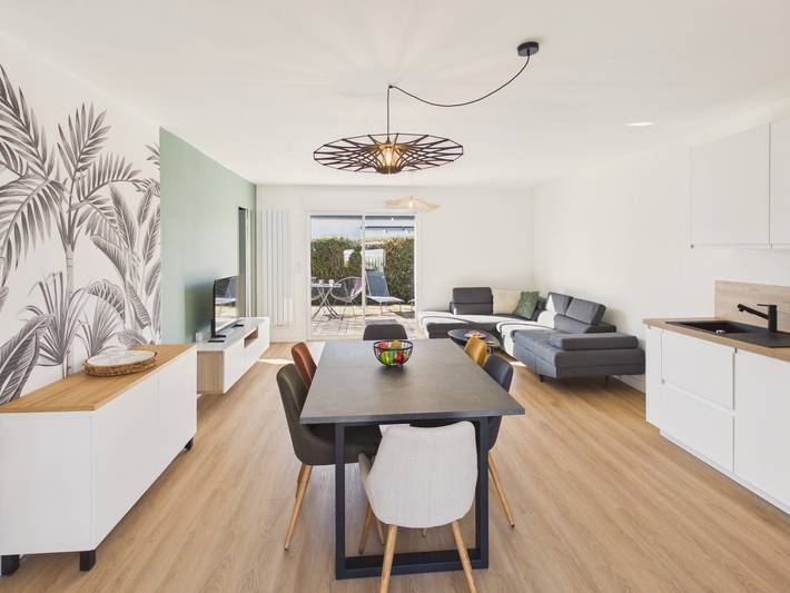 Location de vacances pour 6 personnes, avec jardin et terrasse à Treffiagat