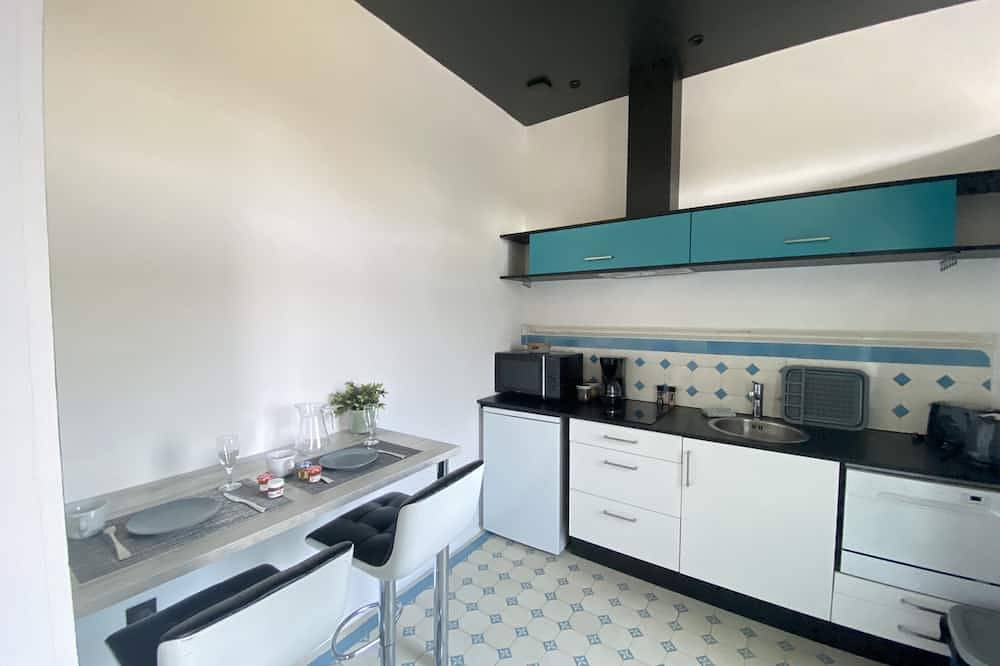 Entire apartment, Manoir des Rêves Bulle de Confort et de Sérénité,parking Privé in Rouen, Rouen region