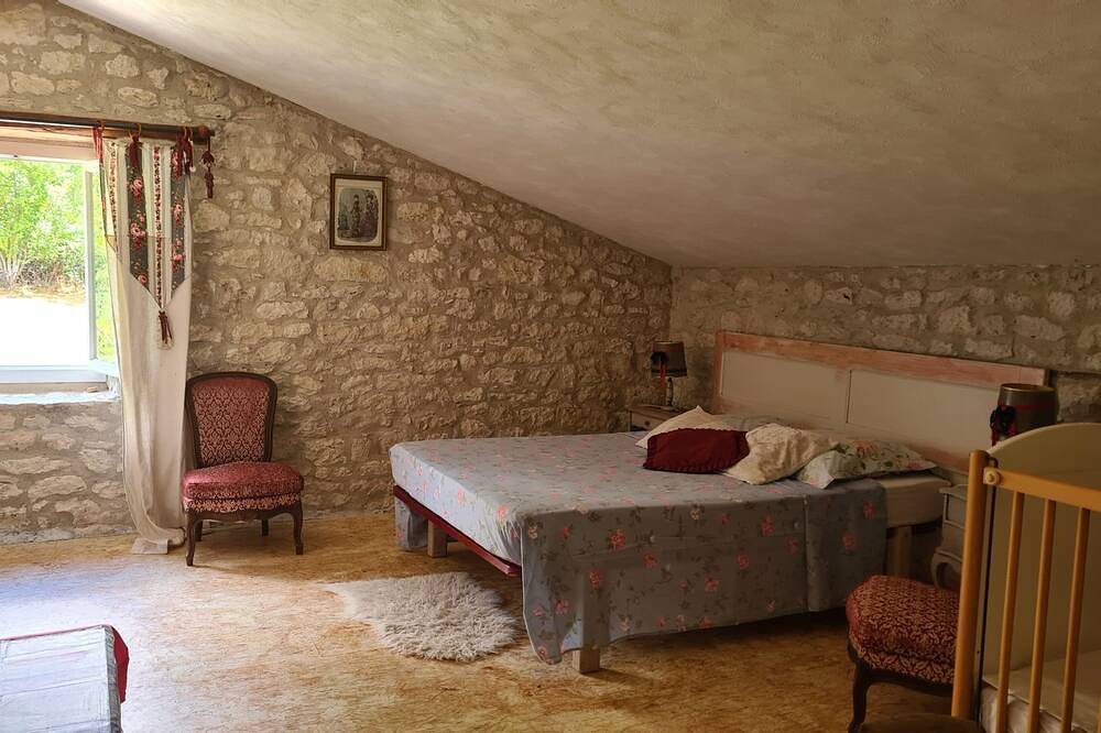 Piscine débordement chauf. privée Campagne Calme entre Lauzerte Médiéval Montcuq in Bouloc, Quercy