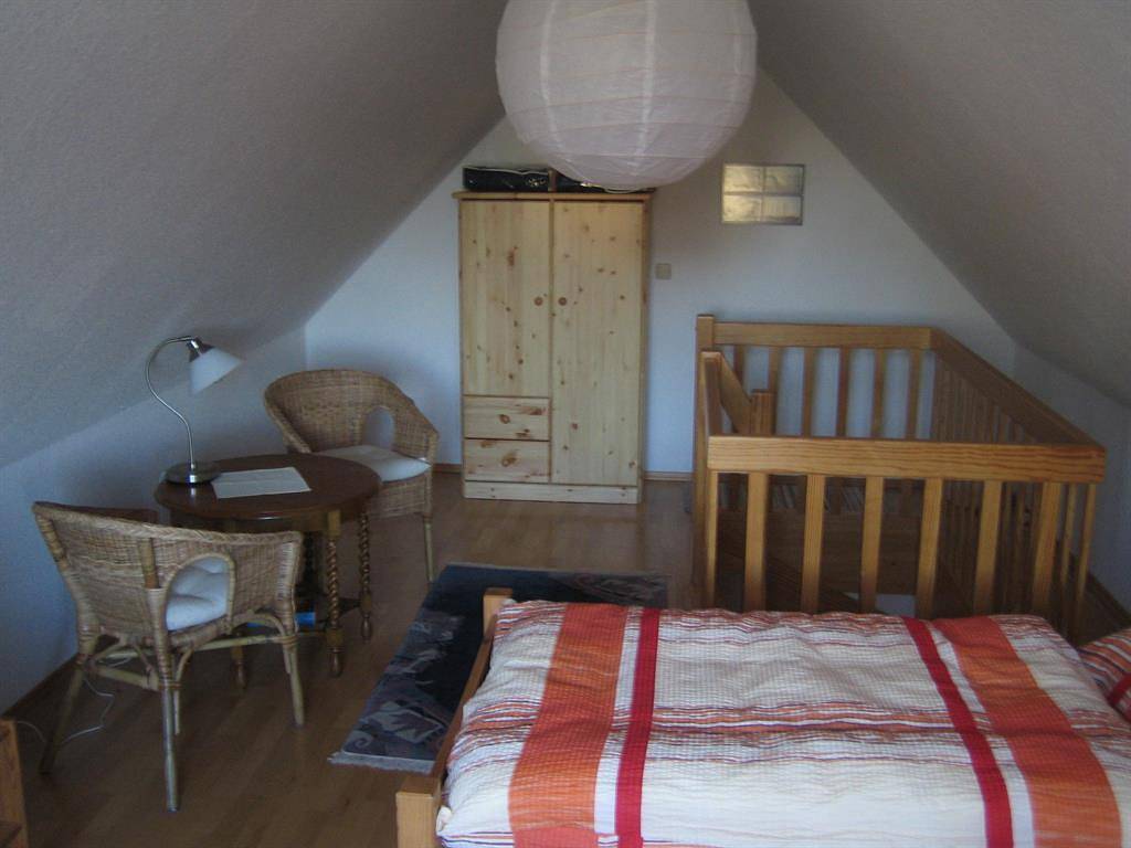 Ganze Ferienwohnung, Appartement/Fewo Nr. 2 rechts , Dusche, Wc in Kieler Förde, Heikendorf