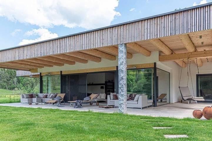 Ferienhaus für 8 Personen, mit Whirlpool und Sauna sowie Terrasse und Garten in Annaberg