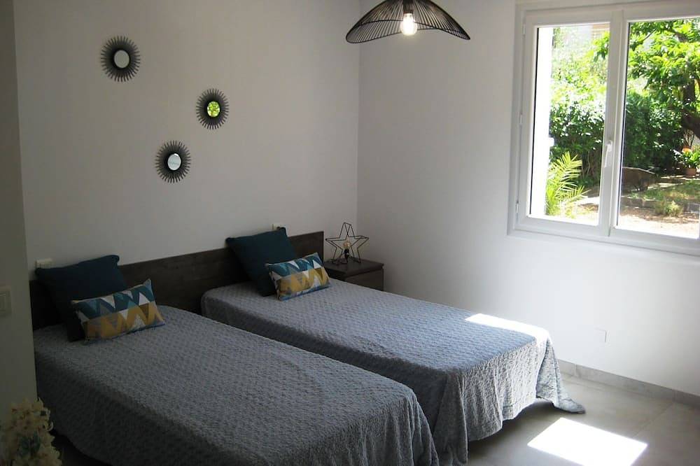 Geheel appartement, 2-bedroom apartment 70m2 new 3* Sainte-Maxime center - terrace / garden parking in Sainte-Maxime, Draguignan en omgeving