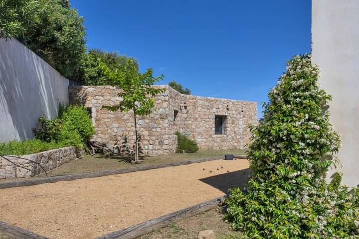 Location de vacances pour 8 personnes, avec jardin et piscine, animaux acceptés à Monticello - 4