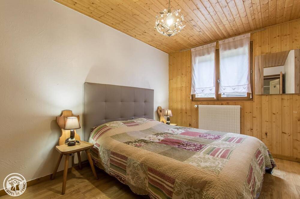 Antigua casa de labranza renovada, chalet con decoración que contrasta encanto y tradición in Abondance, Les Portes du Soleil