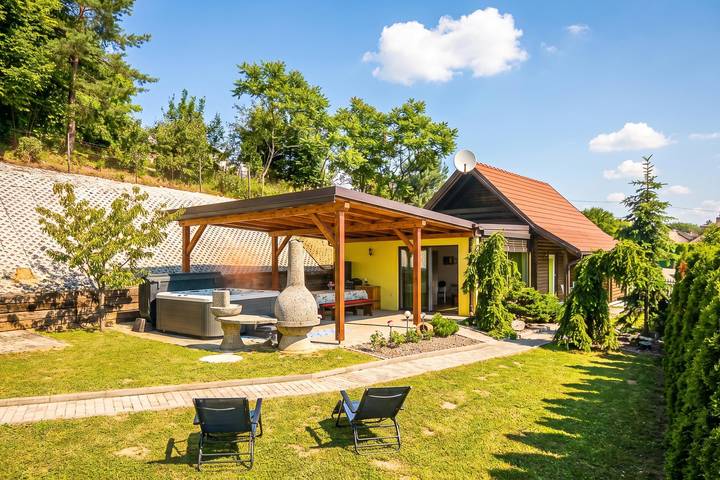 Chalet für 3 Personen, mit Terrasse, kinderfreundlich in Slowenien