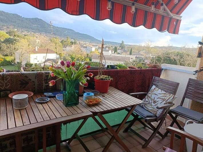 Maison d’hôte pour 6 personnes, avec vue et terrasse