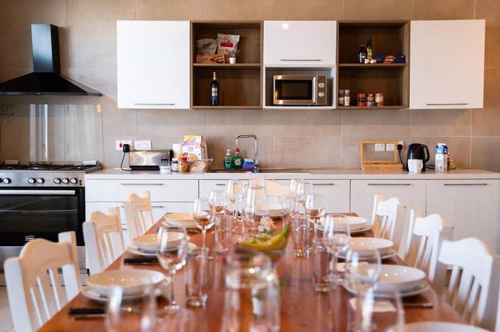 Location de vacances pour 12 personnes, avec piscine ainsi que jardin et jacuzzi dans Sannat - 3