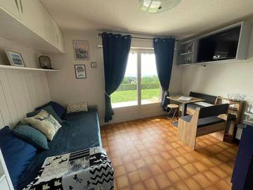 Gîte pour 4 personnes, avec jardin et vue sur le lac, animaux acceptés à Thollon-les-Mémises