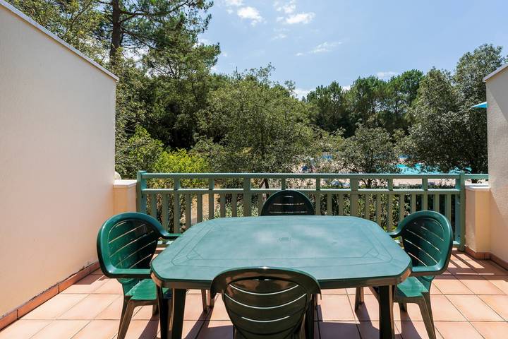 Gîte pour 6 personnes, avec bassin pour enfant et balcon à Soustons - 2