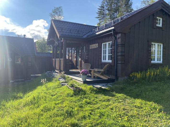 Location de vacances pour 8 personnes, avec jardin et vue à Geilo