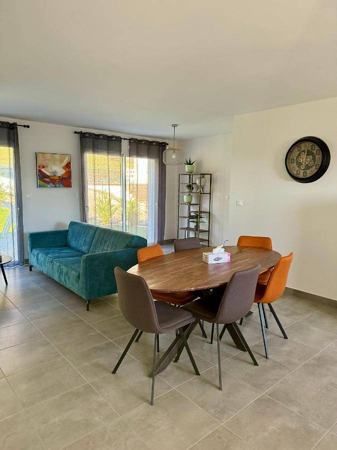 Gîte pour 6 personnes, avec Jardin à Lamothe-Capdeville - 2