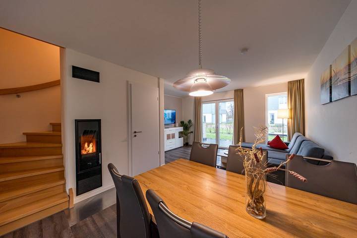 Ferienhaus für 6 Personen, mit Sauna und Ausblick sowie Balkon in Schillig - 2