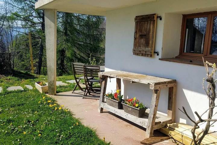 Gîte pour 4 personnes, avec terrasse ainsi que vue et jardin à Châtillon-sur-Cluses - 2