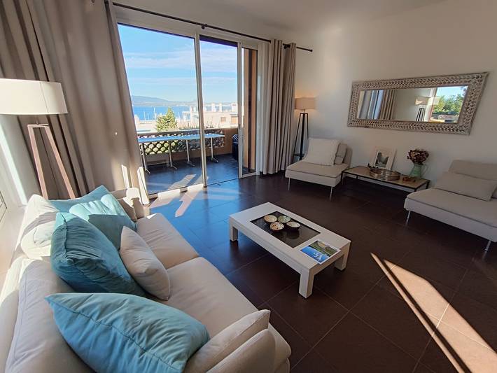 Gîte pour 6 personnes, avec balcon dans Port Santa-Lucia - 2