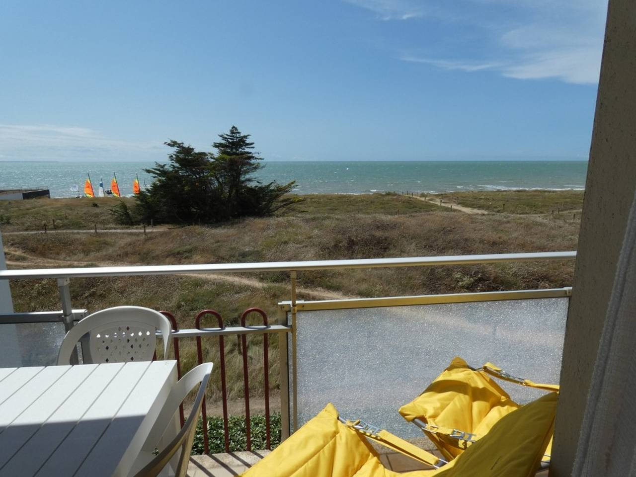 Entire apartment, Notre-Dame-de-Monts - Apartment 42m² - 2 ppl - Beach access - Pets allowed* in Notre-Dame-de-Monts, Vendée