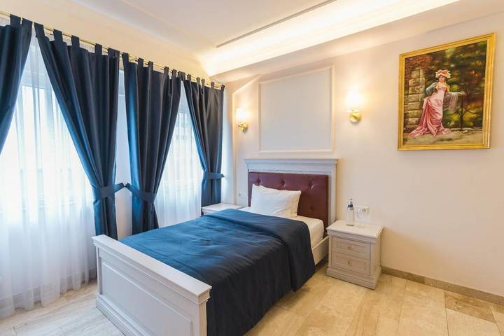 Hotel, mit Terrasse und Sauna sowie Ausblick in Sendling München - 3