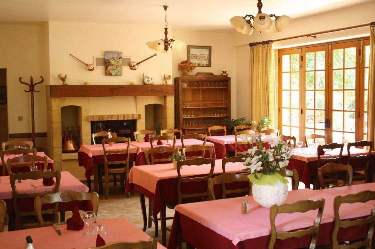 Hôtel Chastrusse in Nadaillac-de-Rouge, Quercy