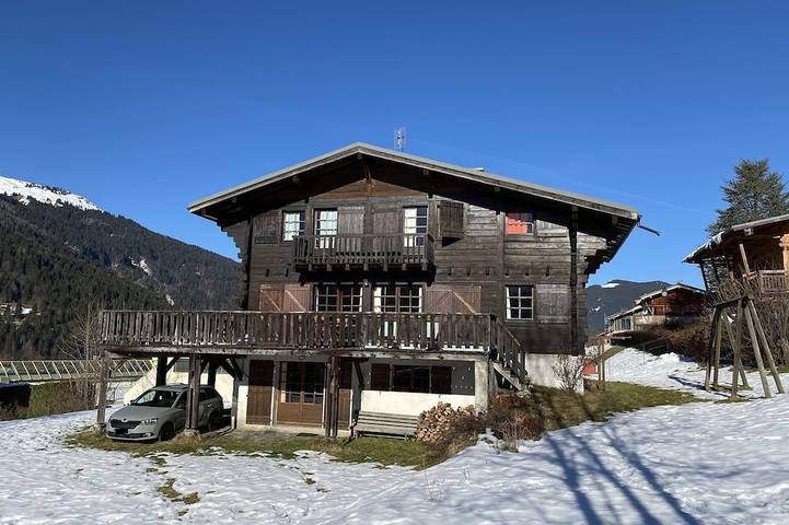 Chalet für 12 Personen, mit Garten und Balkon - 1
