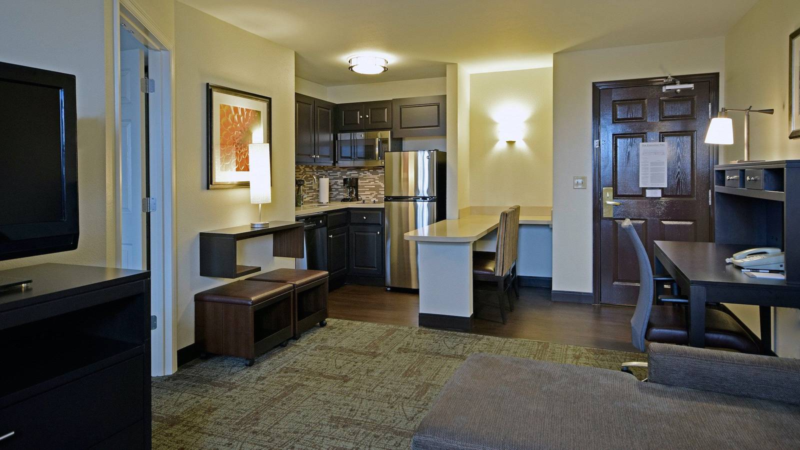 Entire apartment, Staybridge Suites Cincinnati North in Ohio