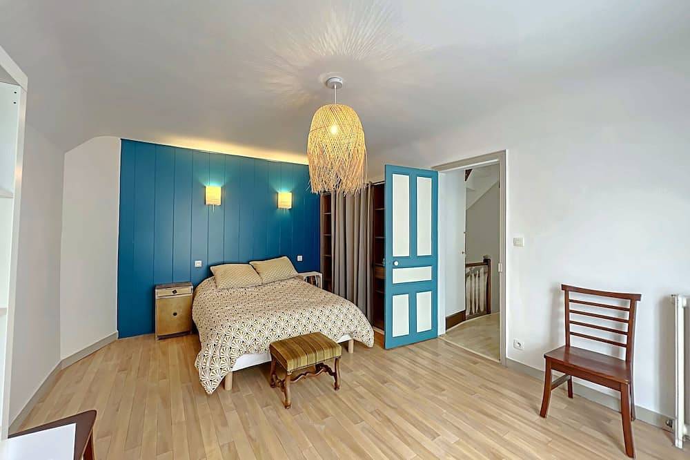 Charming 1930s House in Central Hennebont - Garden, Wifi, Near Amenities in Hennebont, Côte des Mégalithes