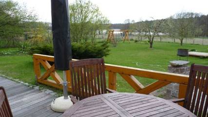 Ferienhaus für 4 Personen, mit Seeblick und Ausblick sowie Garten, mit Haustier an der Müritz