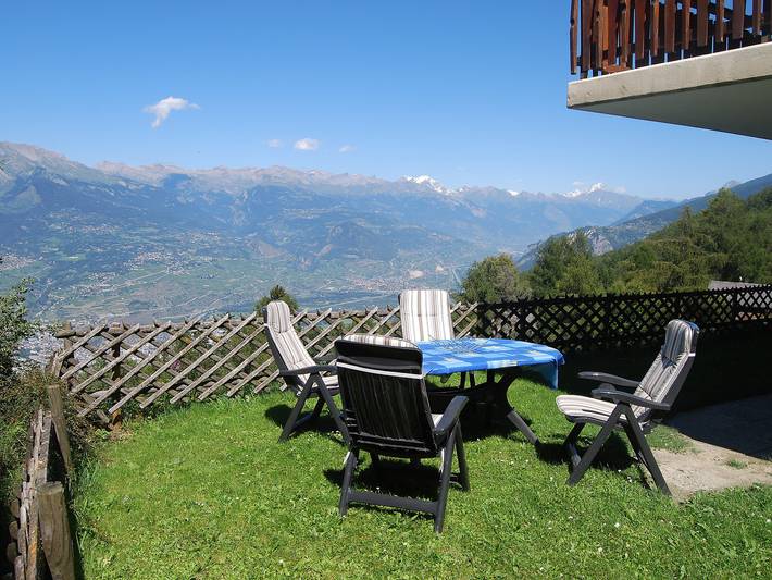 Vakantiewoning voor 6 personen, with Terras and Tuin as well as Uitzicht in Veysonnaz