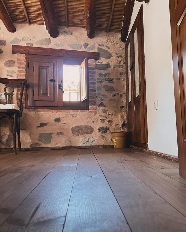 Casa rural para 12 personas, con Balcón además de Terraza y Vistas en Parc Natural de la Serra d'Espadà - 4